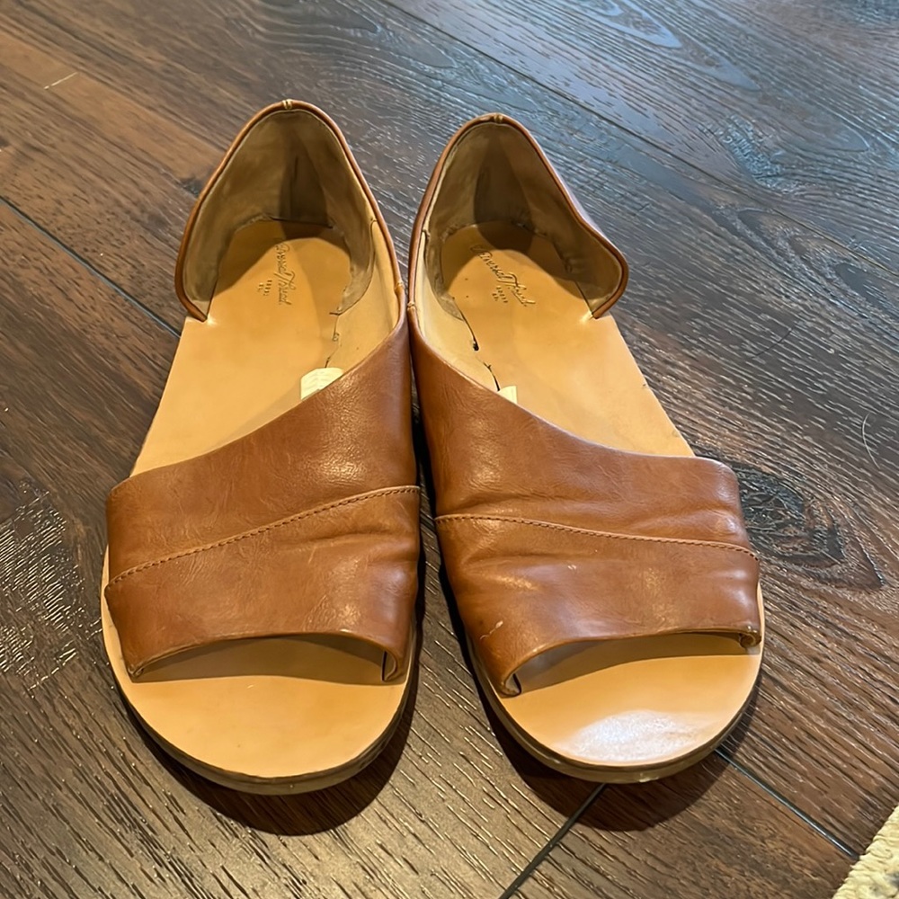 Business Casual Sandsl